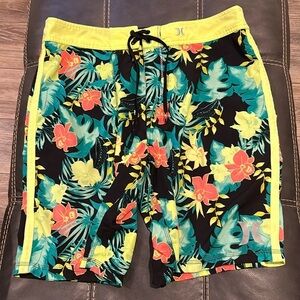Hurley swim trunks 9” size 35